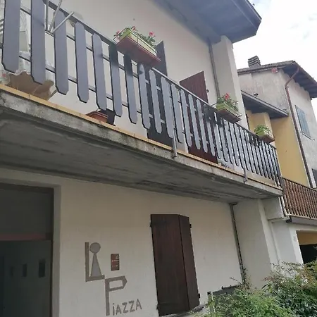 Casa Vacanze 'la Piazza' Zone